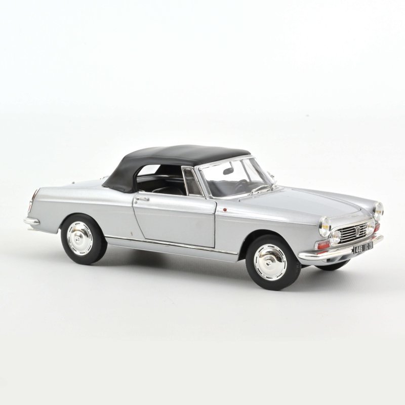 Peugeot 404 Cabriolet 1967 - Silver