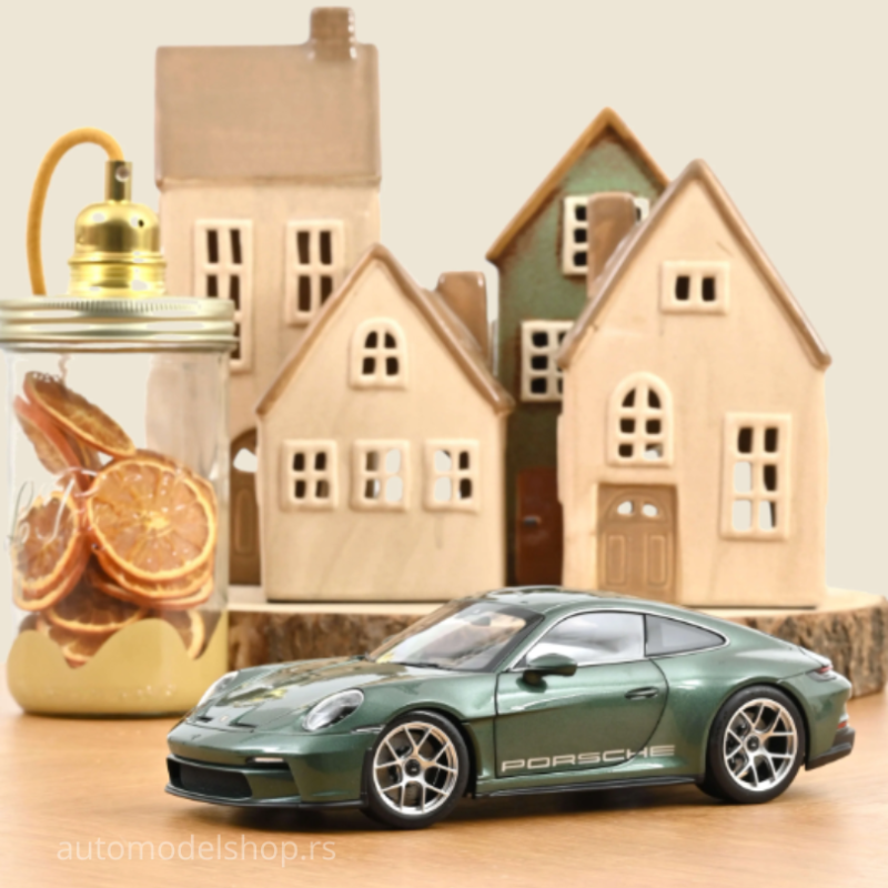 Porsche 911 S/T (992) - Malachite Green metallic - 2023 