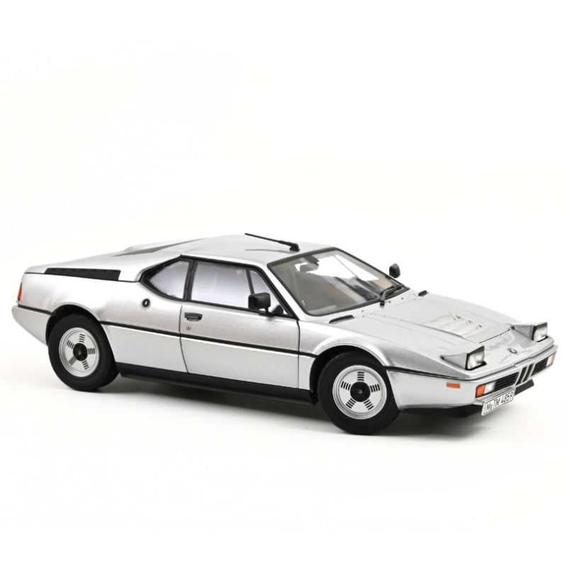 BMW M1  Silver metallic 1980