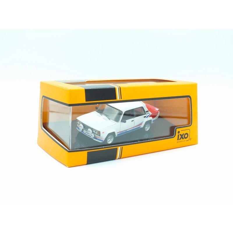 Lada 2105 VFTS white/Decorated