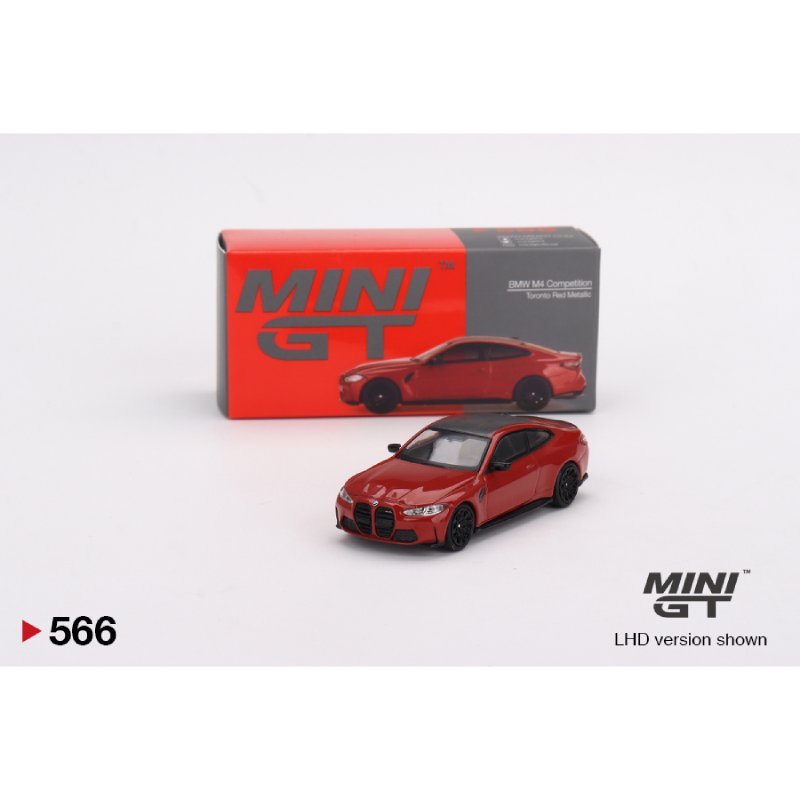 BMW M4 Competition G82, red metallic