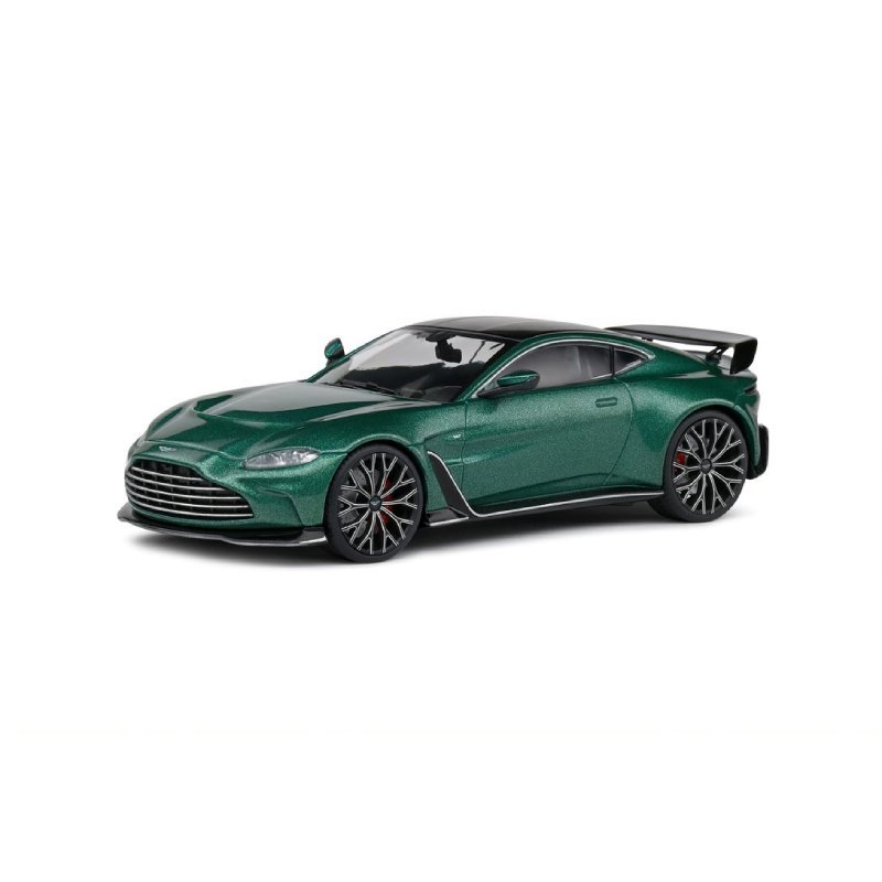 ASTON MARTIN VANTAGE V12 GREEN