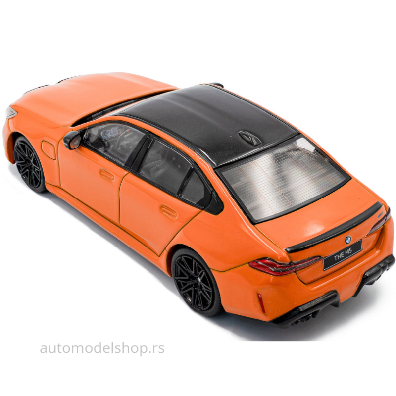 BMW G90 M5 Sedan – Fire Orange III – 2024