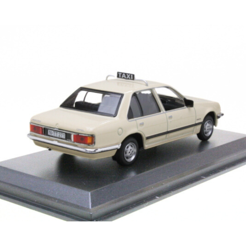 Opel Rekord E Nuremberg Taxi - Cream - 1980