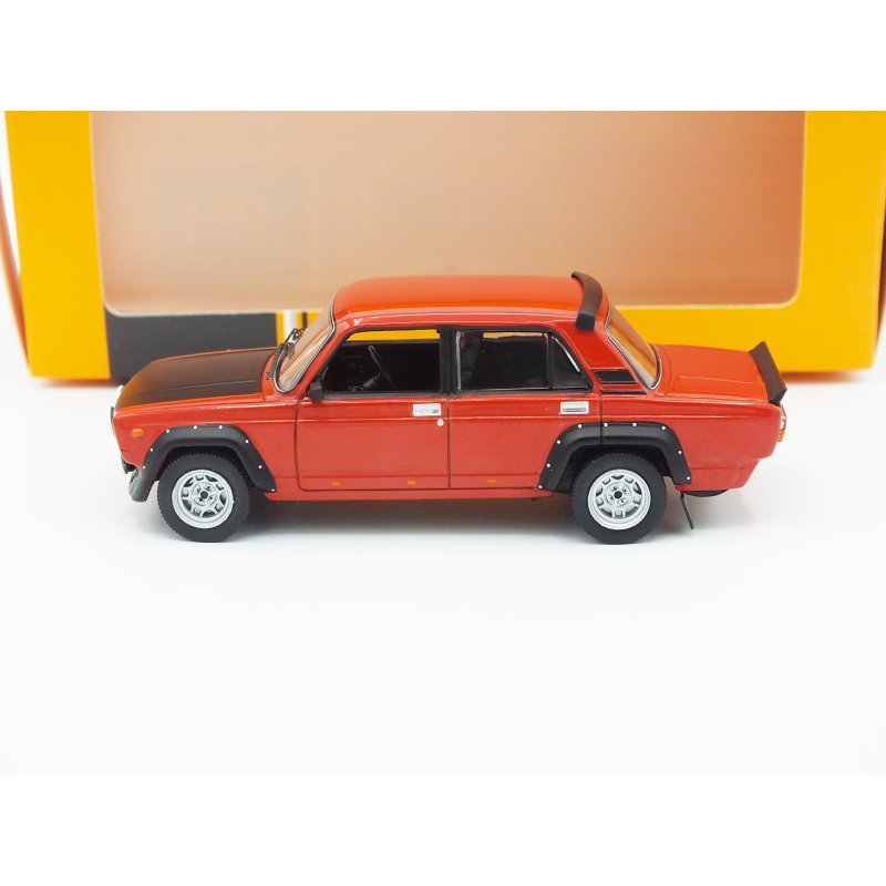 Miniature LADA 2105 VFTS 1983 ROUGE 1/43