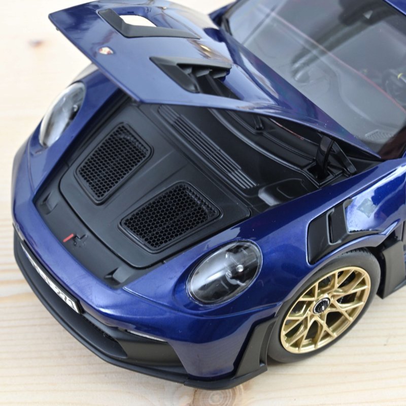 Porsche 911 GT3 RS 2022 Gentian Blue metallic