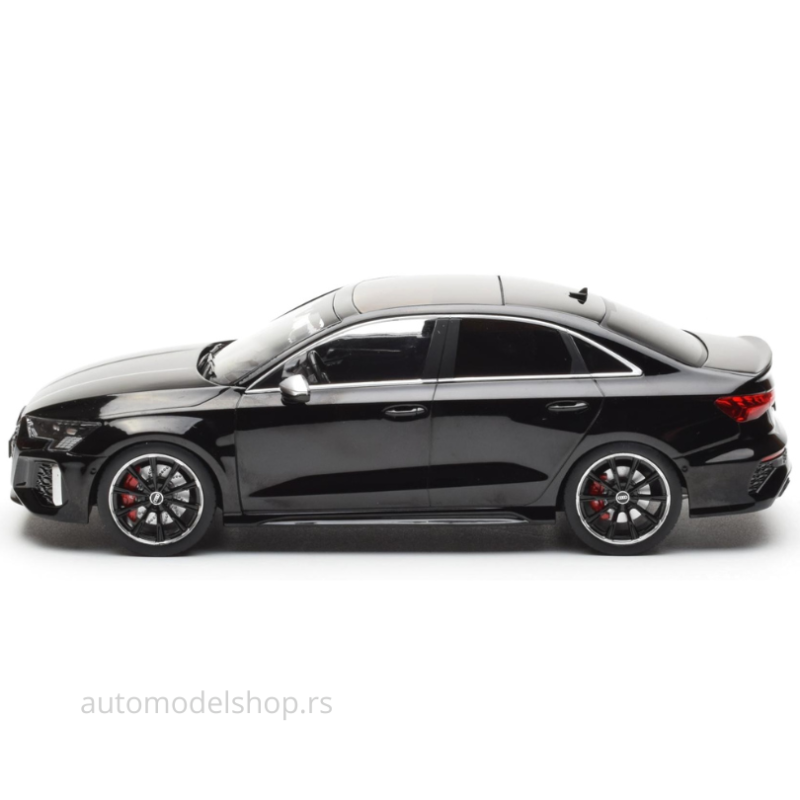 Audi RS3 Limousine - Black - 2022