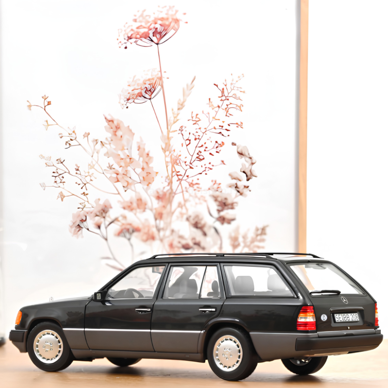 Mercedes-Benz 300 D T-Modell (W124) - Blueblack Metallic - 1990 