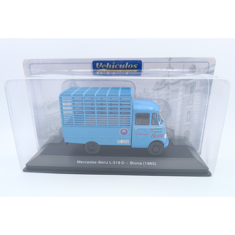 Mercedes Benz L319 1963 *Pienso*, blue