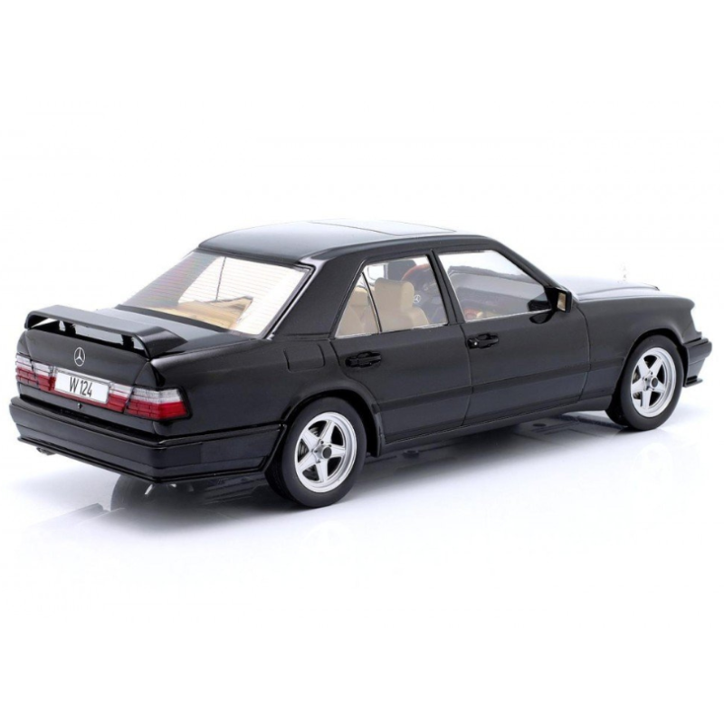 Mercedes W124 Tuning Black 1986