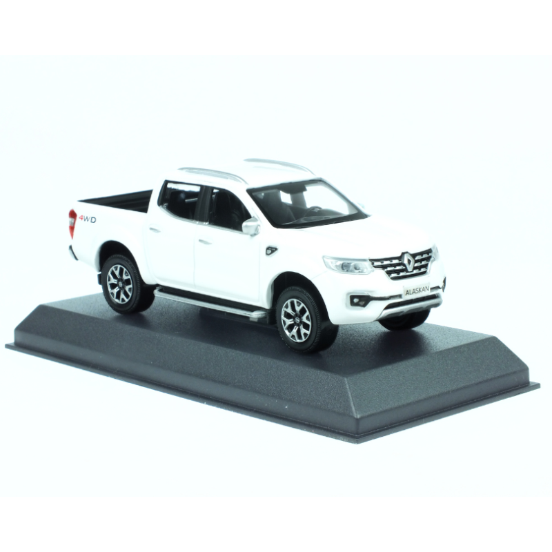 Renault Alaskan  White 2017
