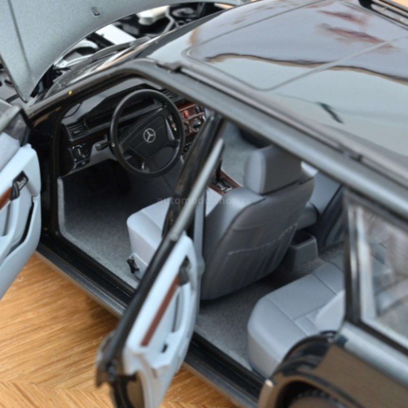 Mercedes-Benz 300 D T-Modell (W124) - Blueblack Metallic - 1990 