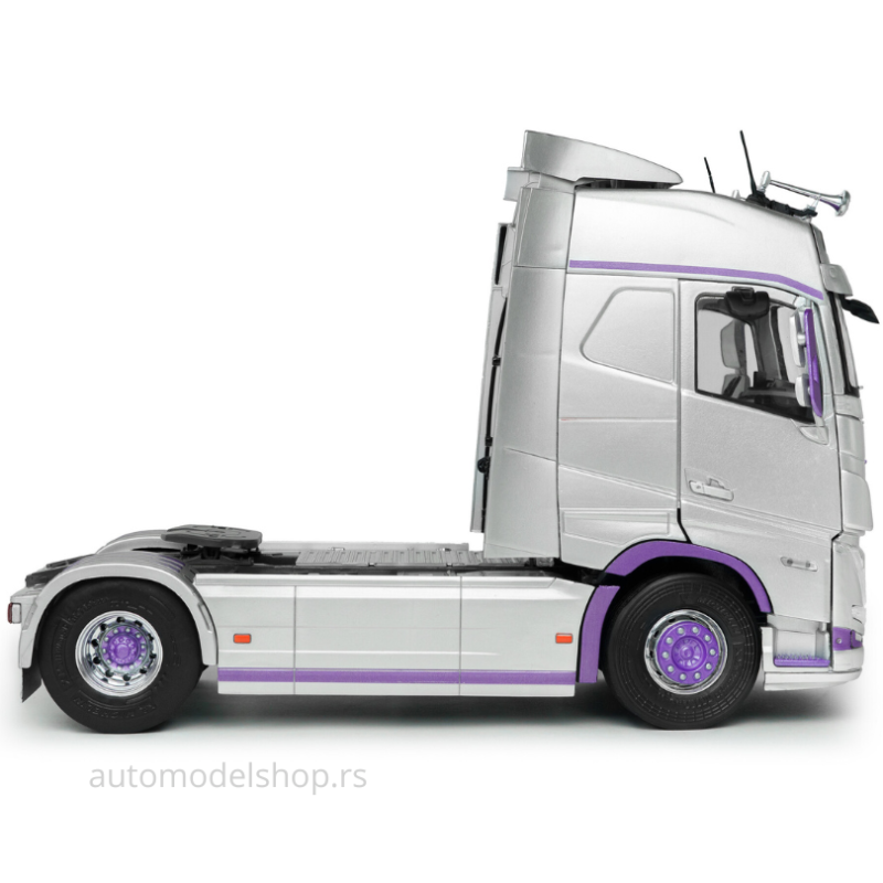 Volvo Trucks FH Globetrotter XL – Silver & Purple – 2023
