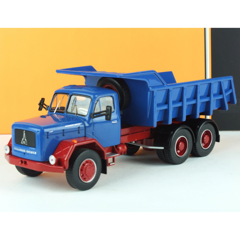  Magirus Jupiter 6x6  Blue/Red 1965