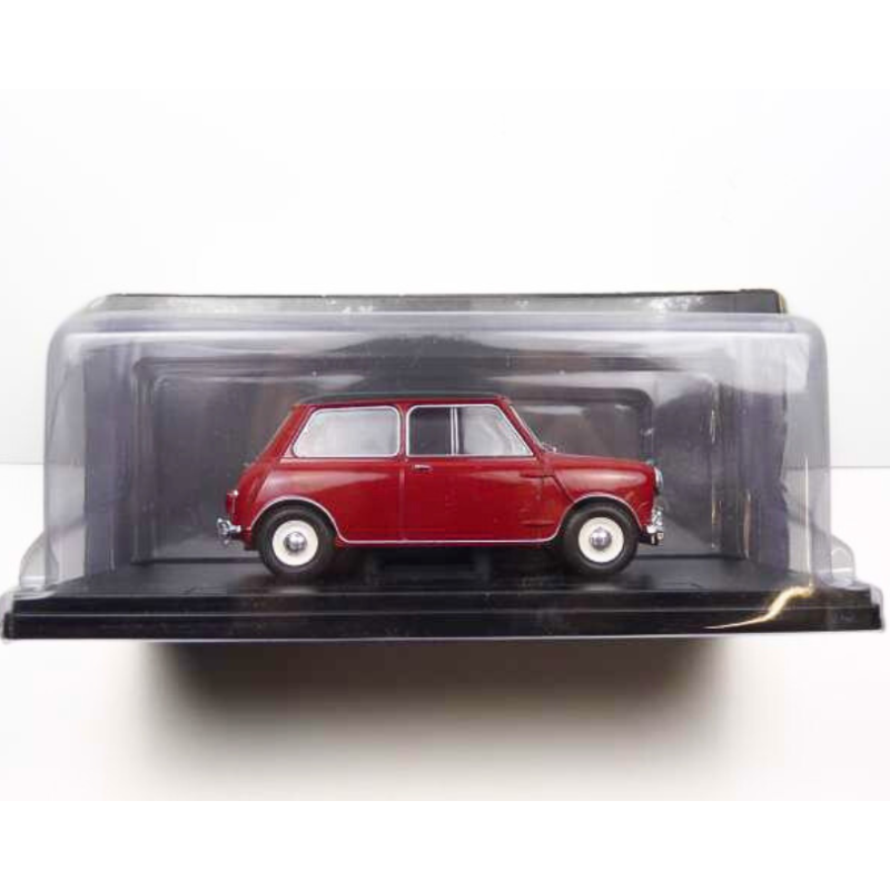Mini Cooper, red with black roof 1973