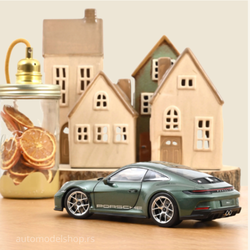 Porsche 911 S/T (992) - Malachite Green metallic - 2023 