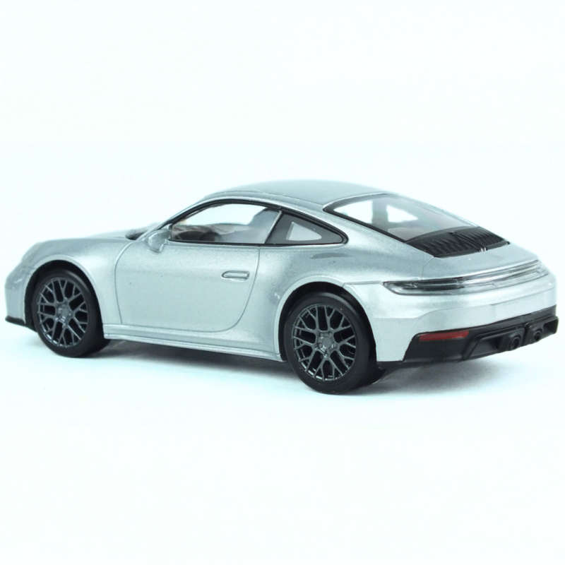 Porsche 911 GTS - Polar Silver metallic - 2024