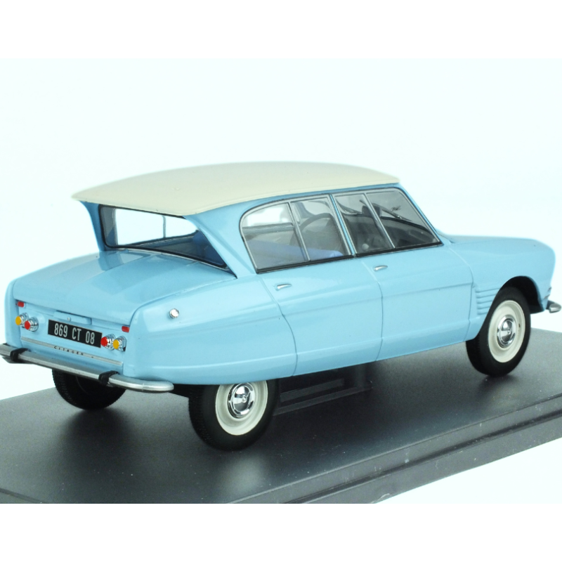 Citroen Ami 6 Blue/White 1961 OŠTEĆENA VITRINA
