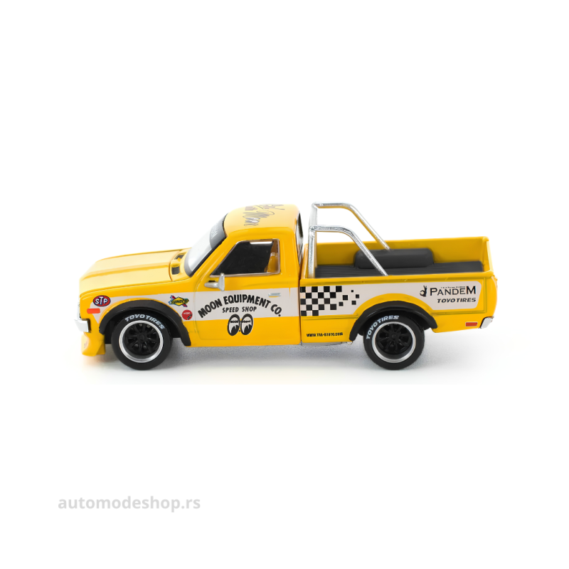 Pandem Datsun 620 - Mooneyes - Yllow/Black