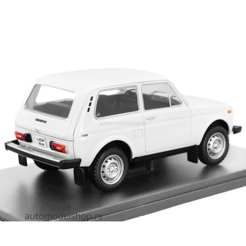 Lada Niva - White - 1977