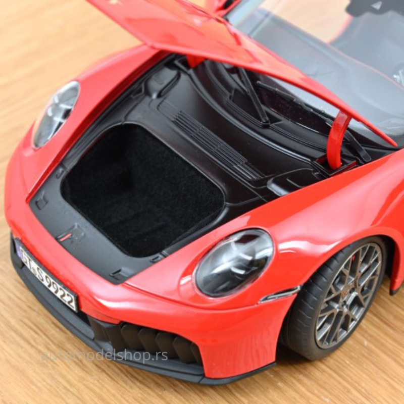 Porsche 911 Carrera 4 GTS - Guards Red - 2025