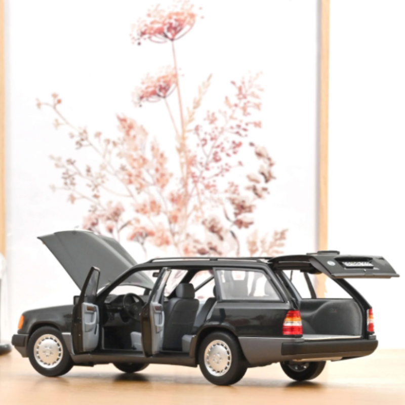 Mercedes-Benz 300 D T-Modell (W124) - Blueblack Metallic - 1990 