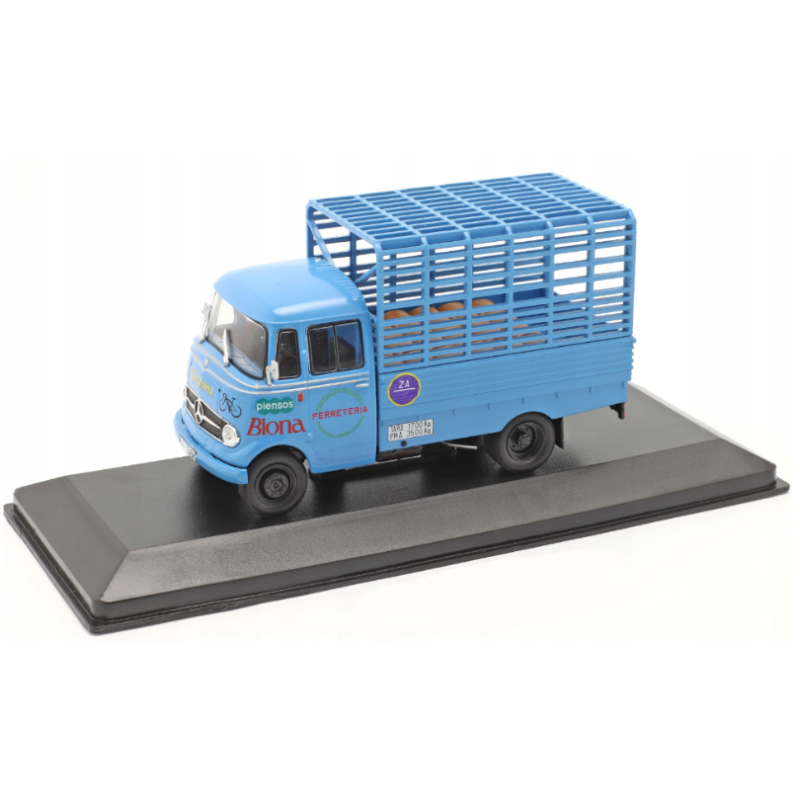 Mercedes Benz L319 1963 *Pienso*, blue