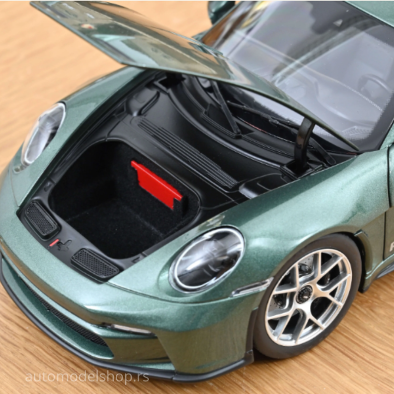 Porsche 911 S/T (992) - Malachite Green metallic - 2023 