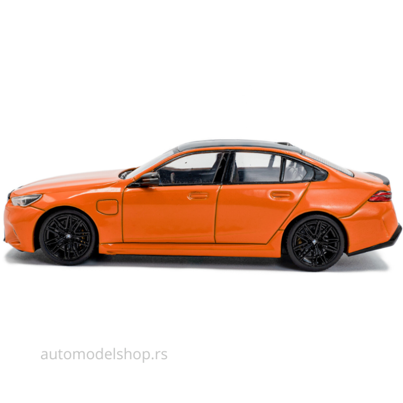 BMW G90 M5 Sedan – Fire Orange III – 2024