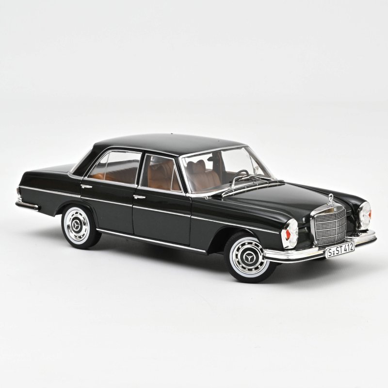 Mercedes-Benz 280 SE 1968 Green metallic