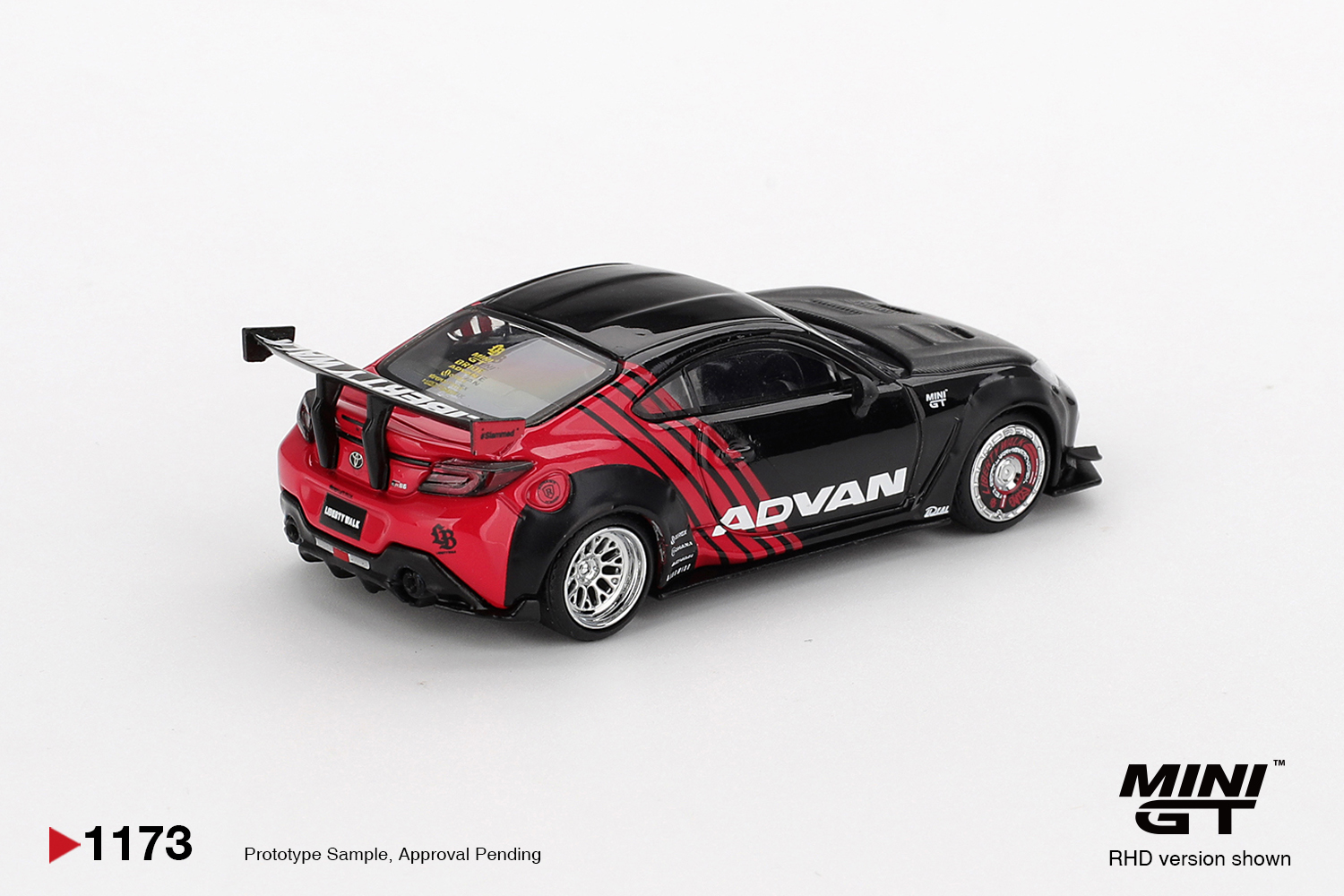 Toyota GR86 LB★Nation Advan - 2025