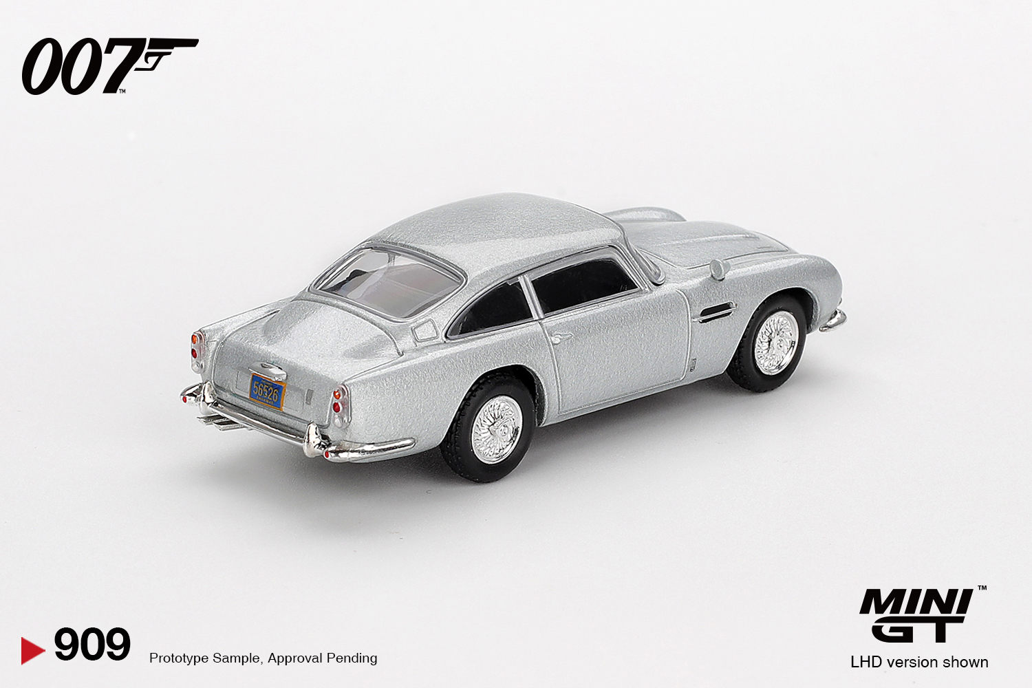 Aston Martin DB5 “Casino Royale” BLISTER PACKAGING - 2006