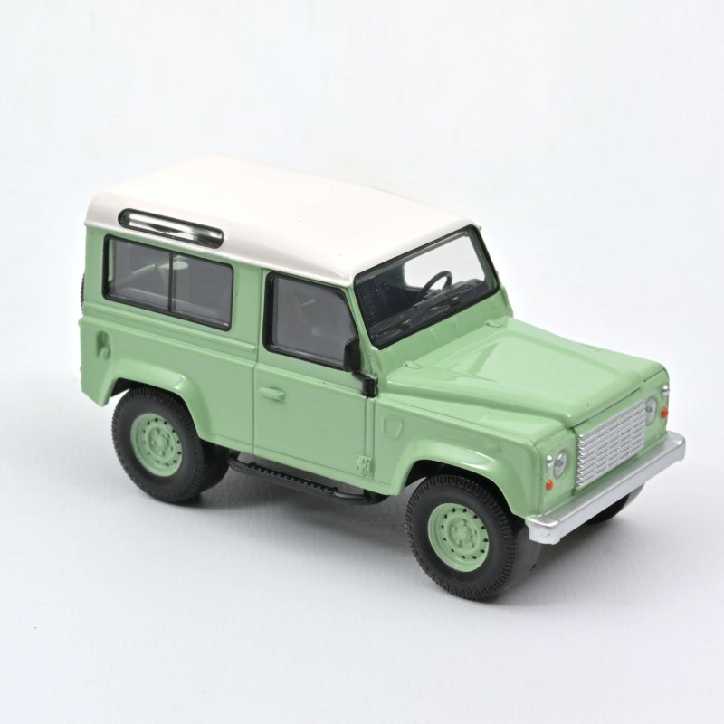 Land Rover Defender 1995 - Green & White