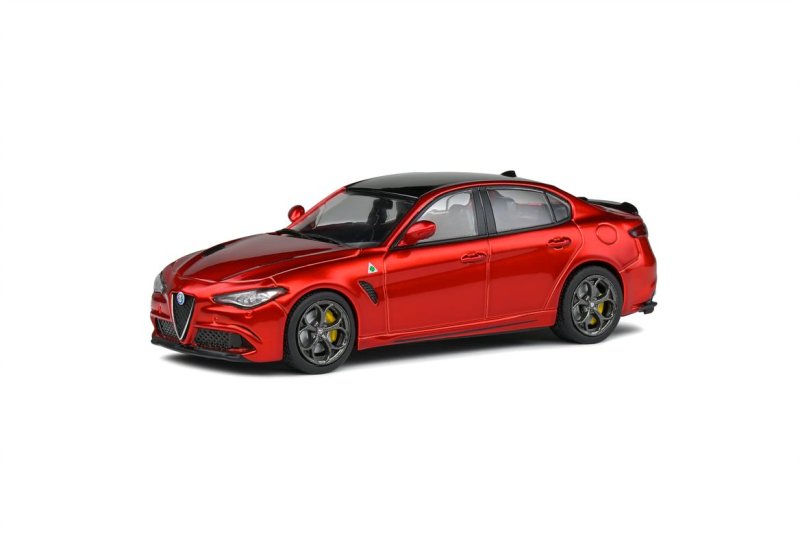 Alfa Romeo Giulia Quadrifoglio Red