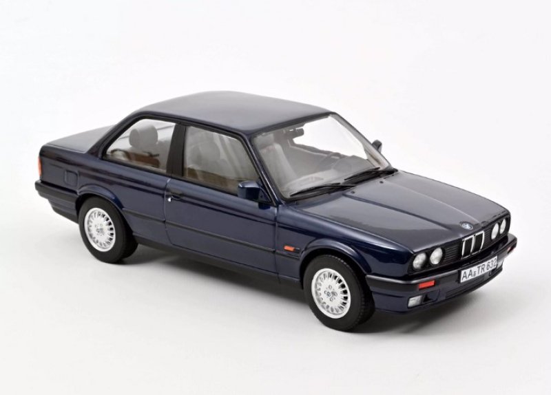 BMW 325i 1988 - Blue metallic