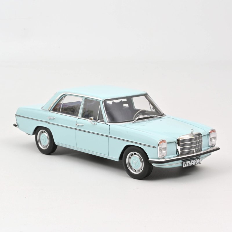 Mercedes-Benz 200 1968 - Light blue