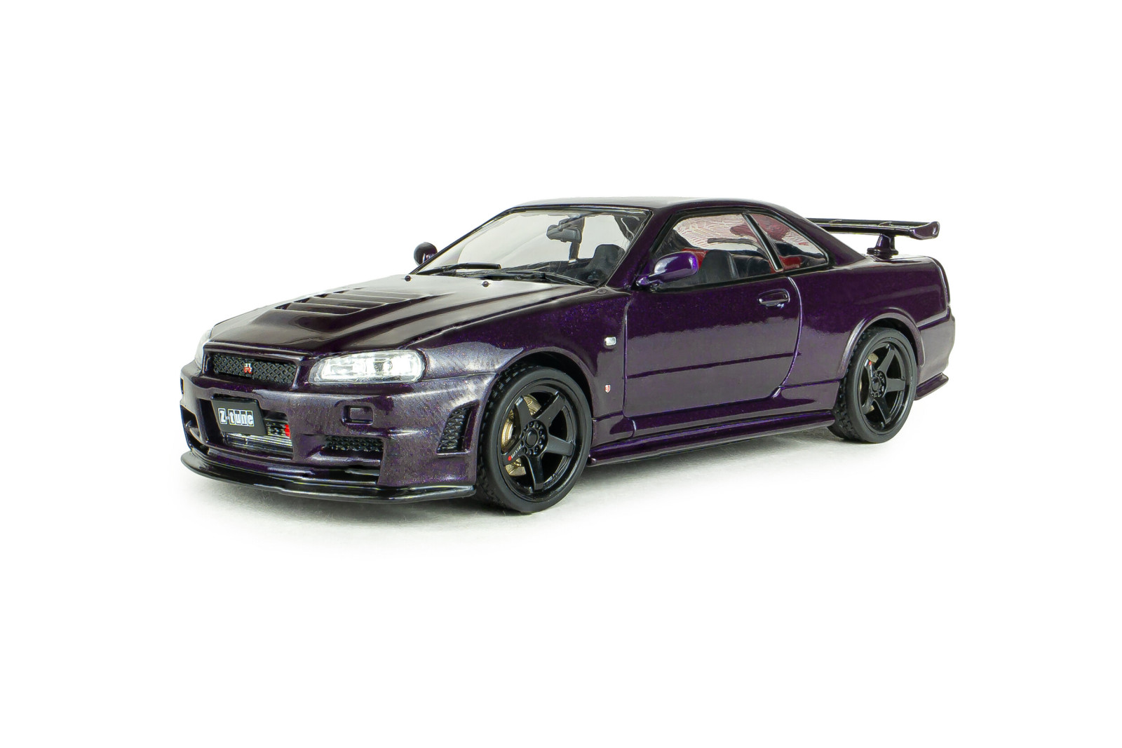 Nissan Skyline GT-R (BNR34) with NISMO Parts – Midnight Purple – 2005